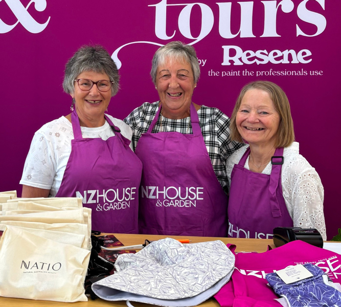 Group of volunteers at the NZ House & Garden Tours in 2025
