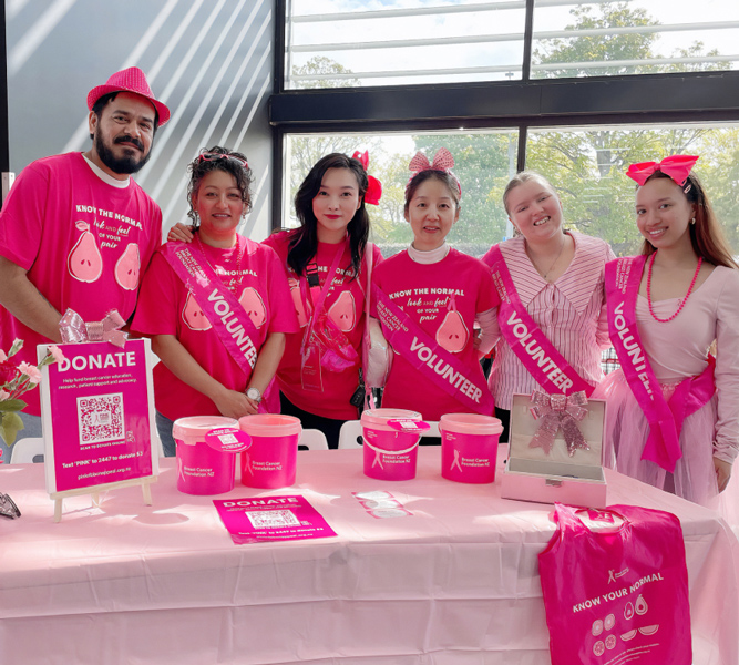 Group of Pink Ribbon Street Appeal volunteers